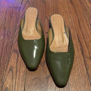 LOQ Carmen Mule, Patent Leather, Dark Green